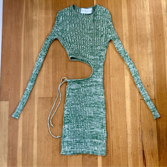 Aya Muse Cut Out Waist Long Sleeve Ribbed Mini Dress Heather Green Size S/2-4 - Picture 5 of 9